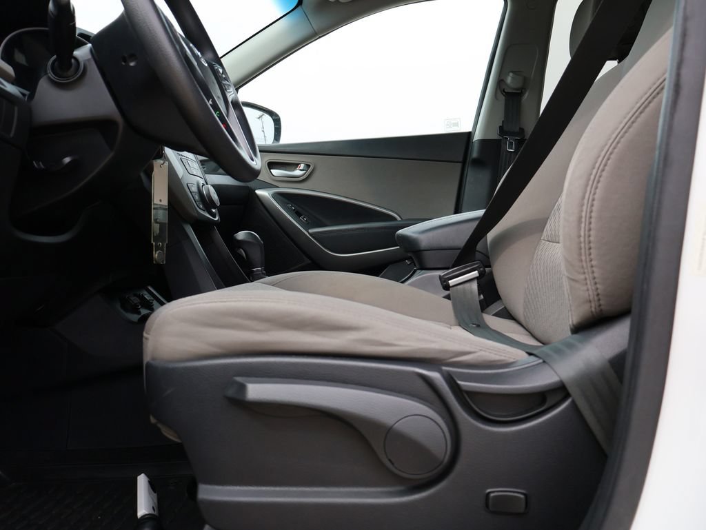 Used 2016 Hyundai Santa Fe Sport AWD/4WD image 35