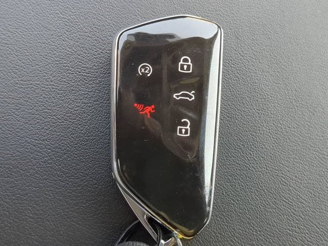 Used 2024 Volkswagen Atlas SE FWD image 28