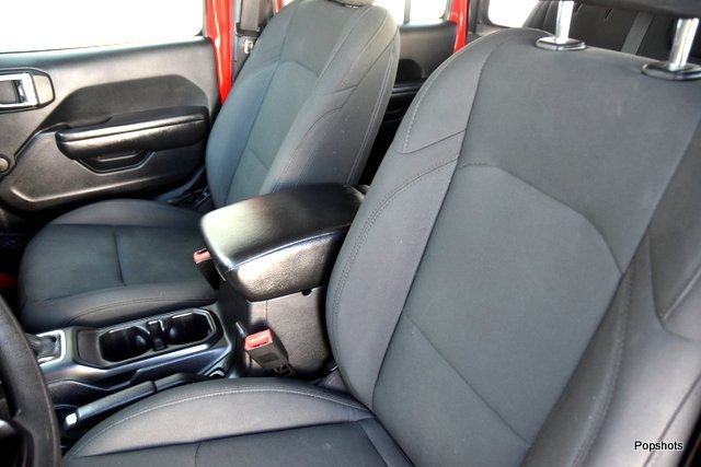 Used 2018 Jeep Wrangler Unlimited Sport image 9