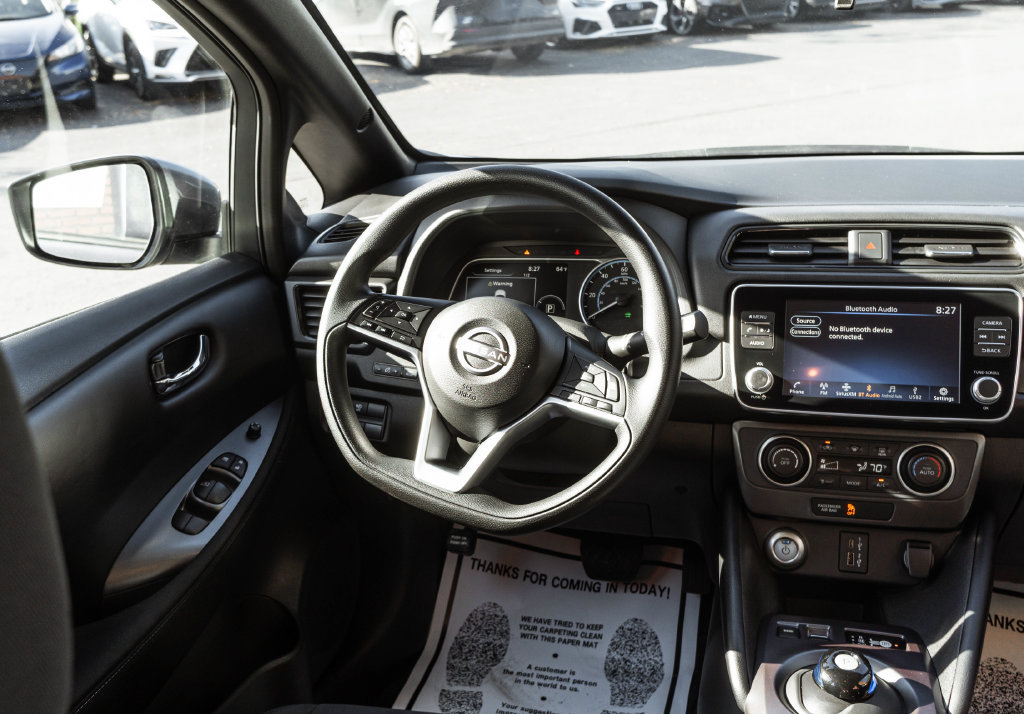 Used 2025 Nissan Leaf S FWD image 11
