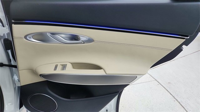 Used 2026 Genesis GV70 2.5T Select image 28