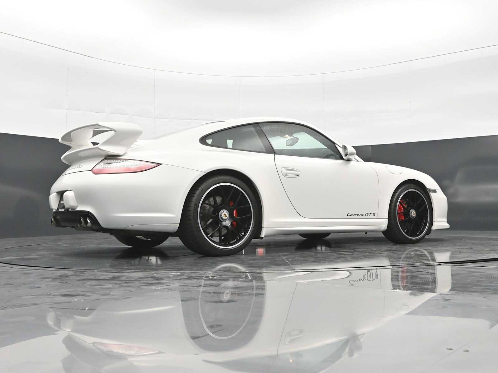 Used 2012 Porsche 911 Carrera GTS RWD image 40
