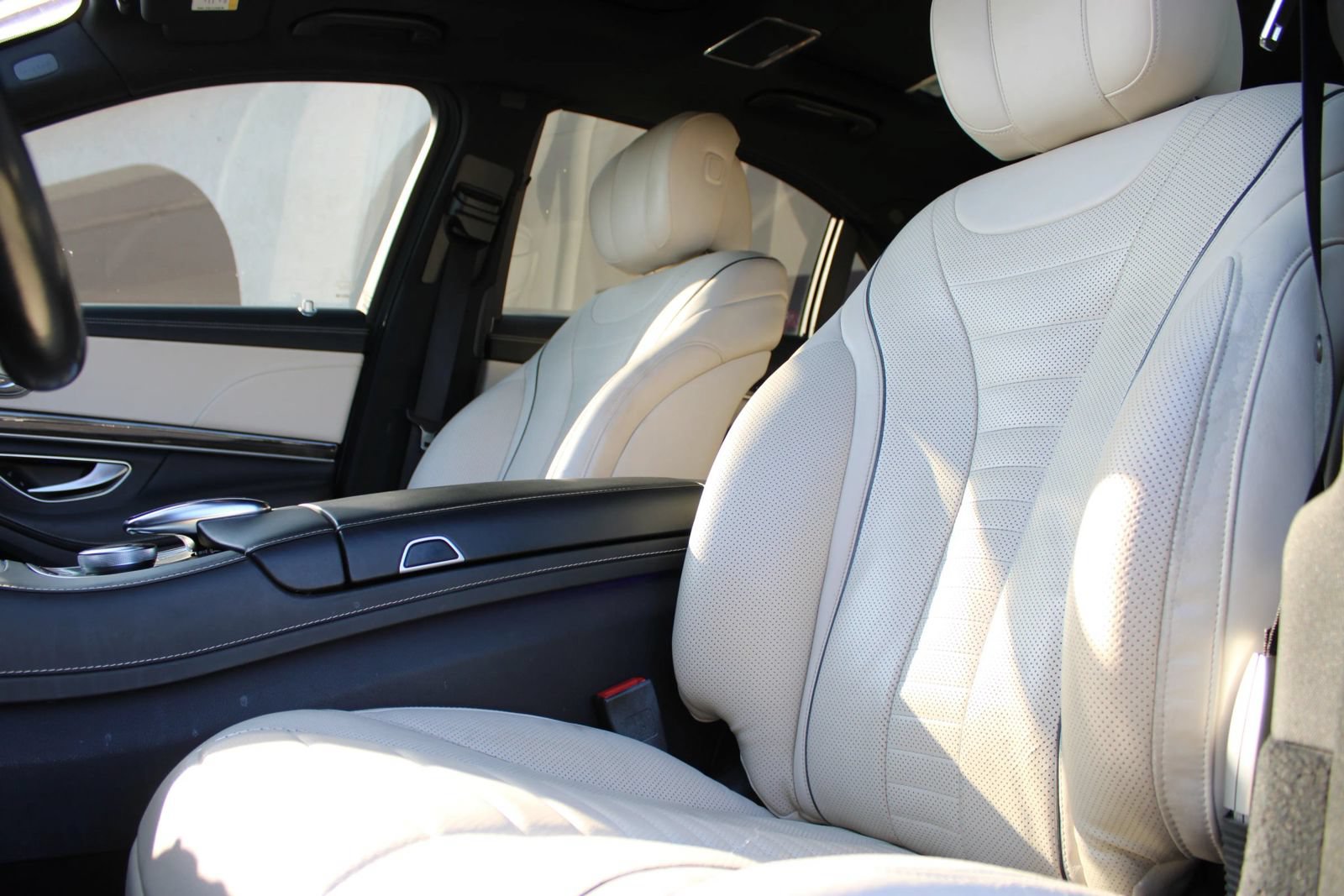 Used 2015 Mercedes-Benz S 550 Sedan image 12