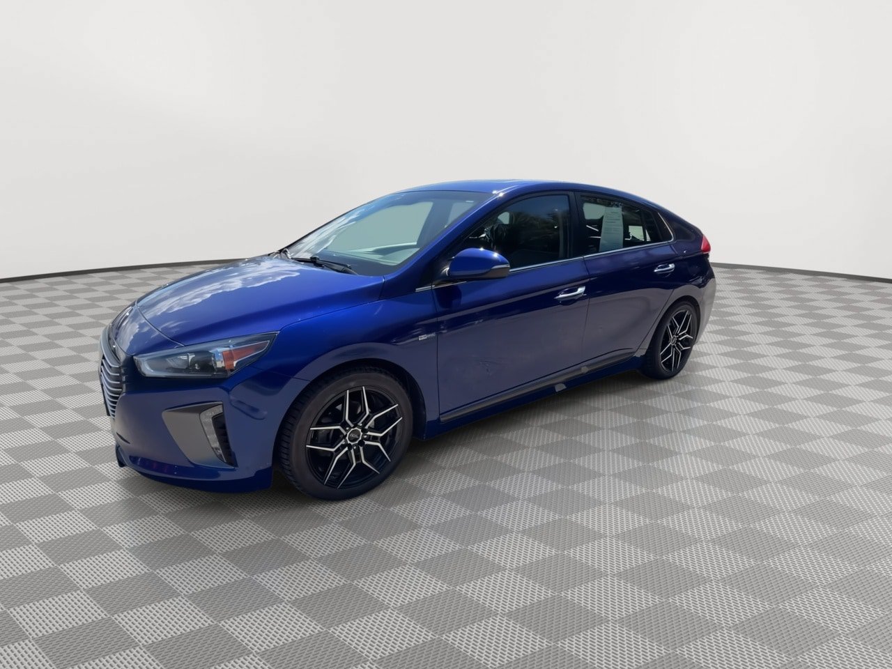 Used 2019 Hyundai Ioniq Limited w/ Ultimate Package 02 FWD image 4