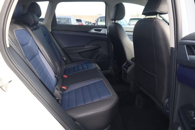 New 2026 Volkswagen Taos SEL image 20