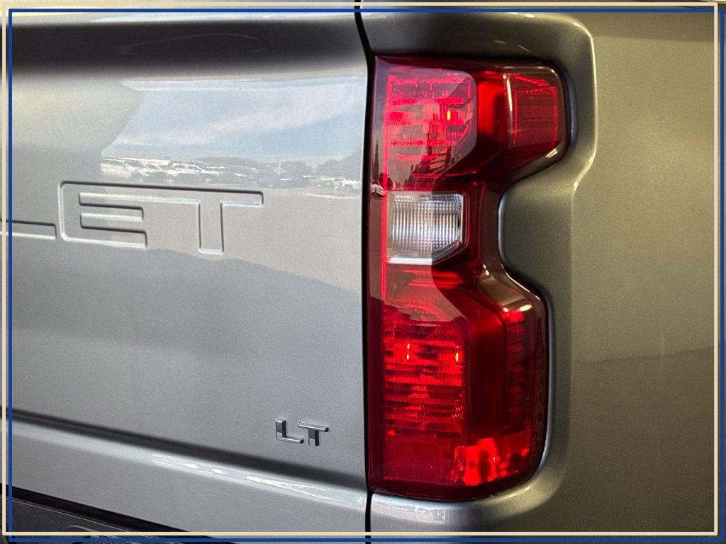 Certified 2024 Chevrolet Silverado 2500 LT AWD/4WD image 10