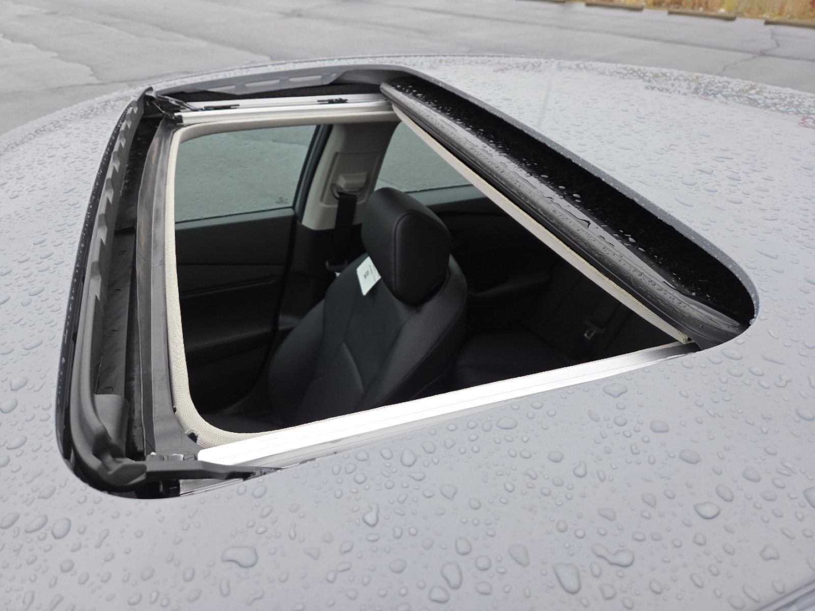 New 2025 Honda Accord EX-L image 4