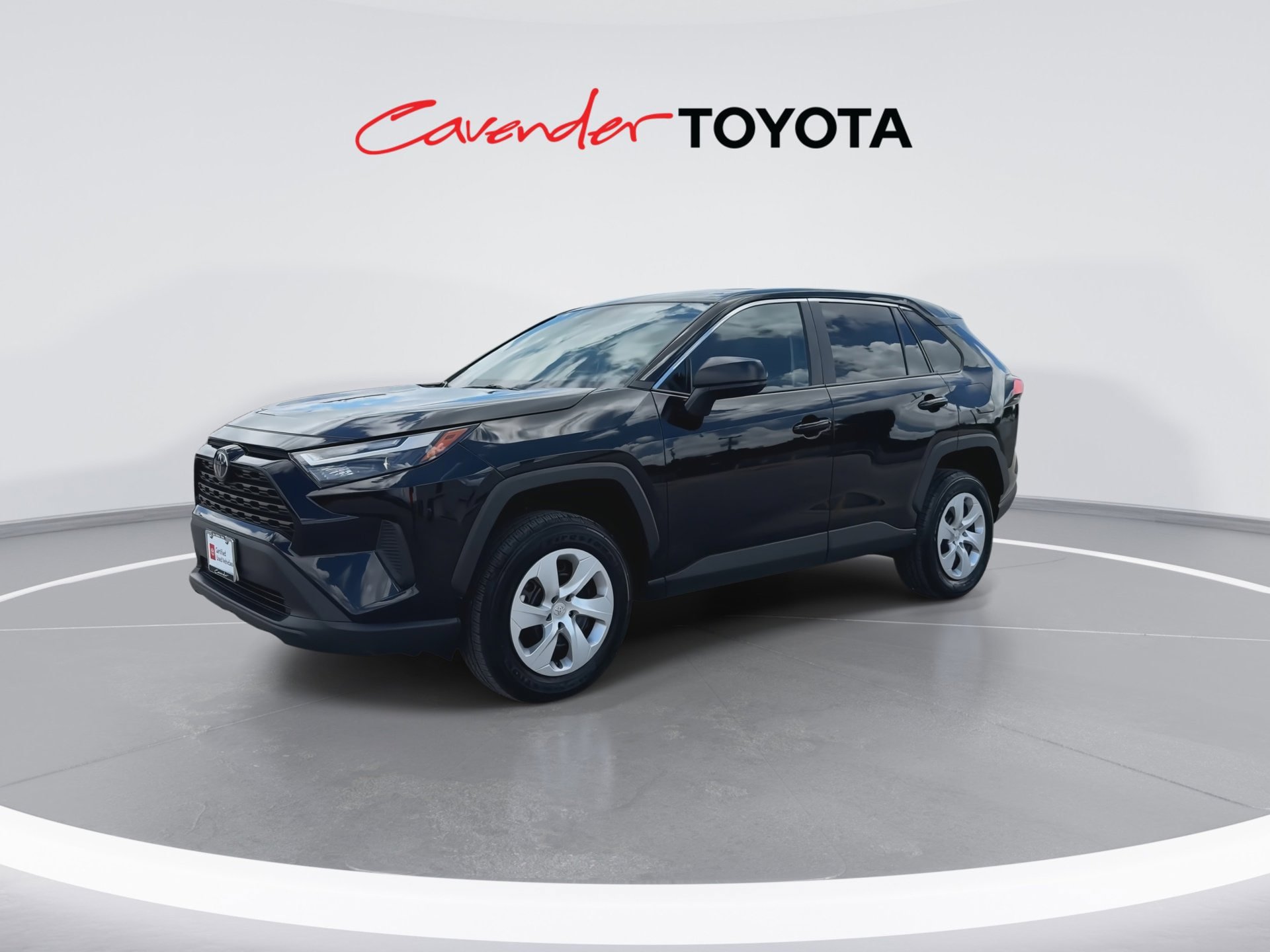 Certified 2025 Toyota RAV4 LE FWD image 4