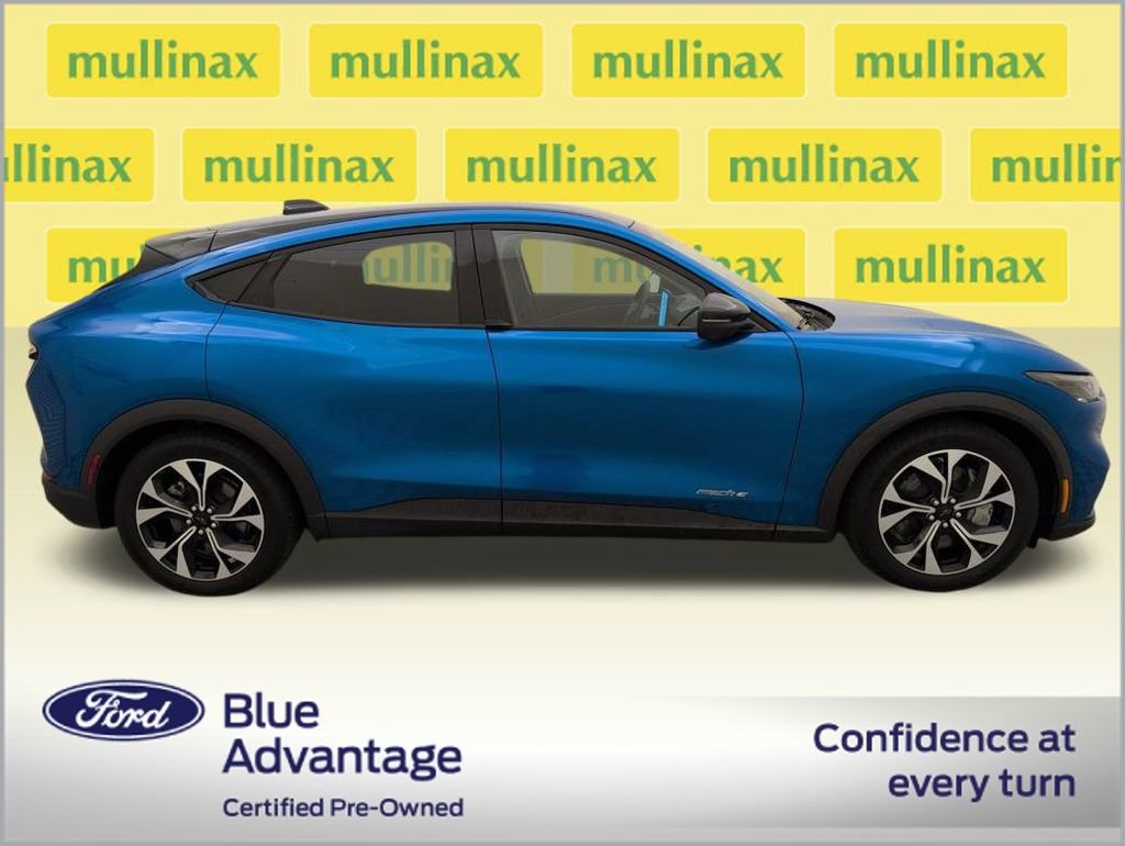 Used 2025 Ford Mustang Mach-E Select w/ Comfort Package Lite image 2