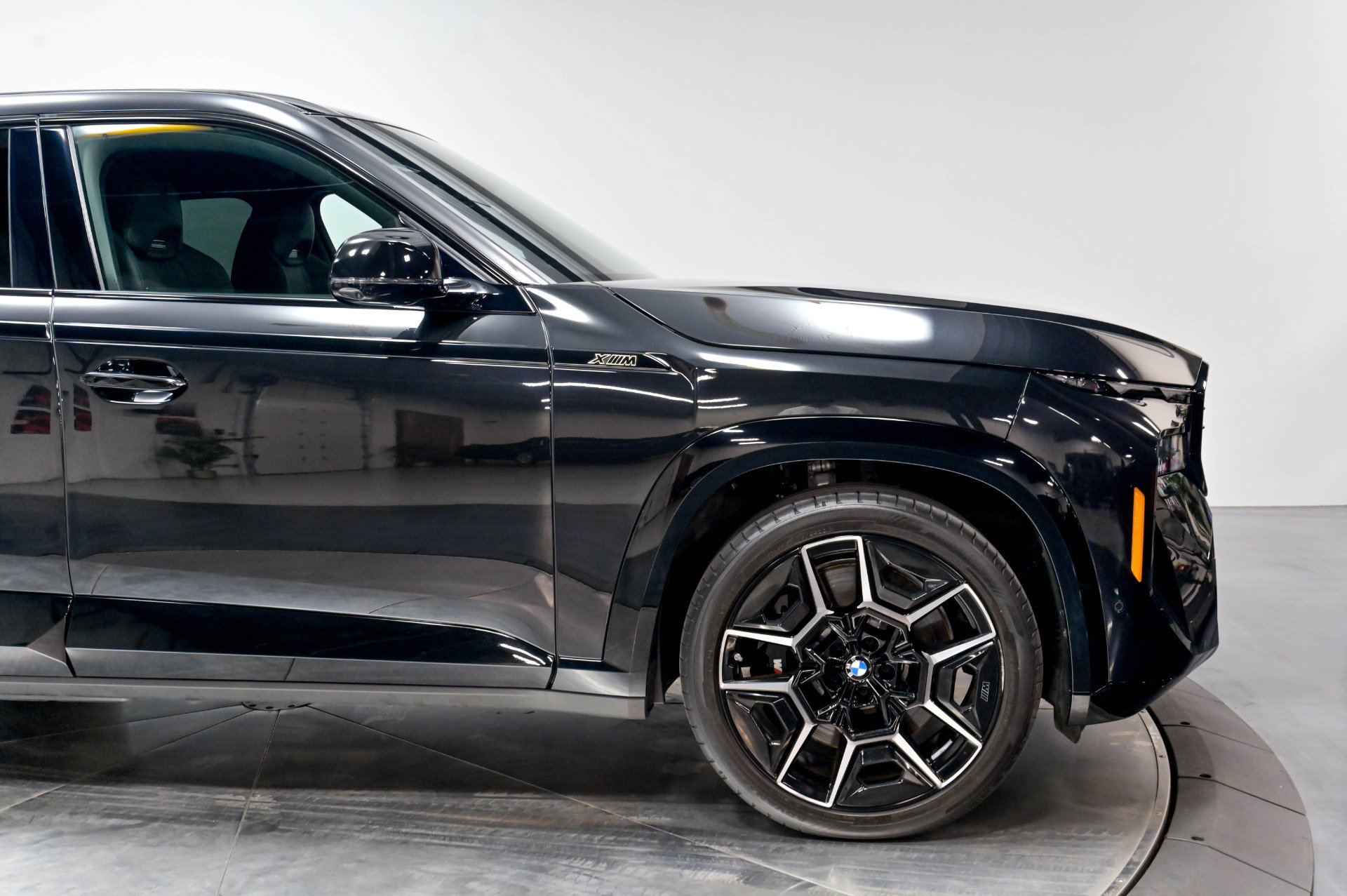 Used 2023 BMW XM AWD/4WD image 21