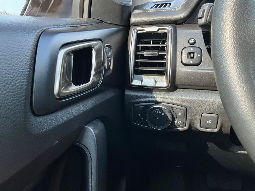 Used 2021 Ford Ranger Lariat w/ Tremor Off-Road Package AWD/4WD image 12