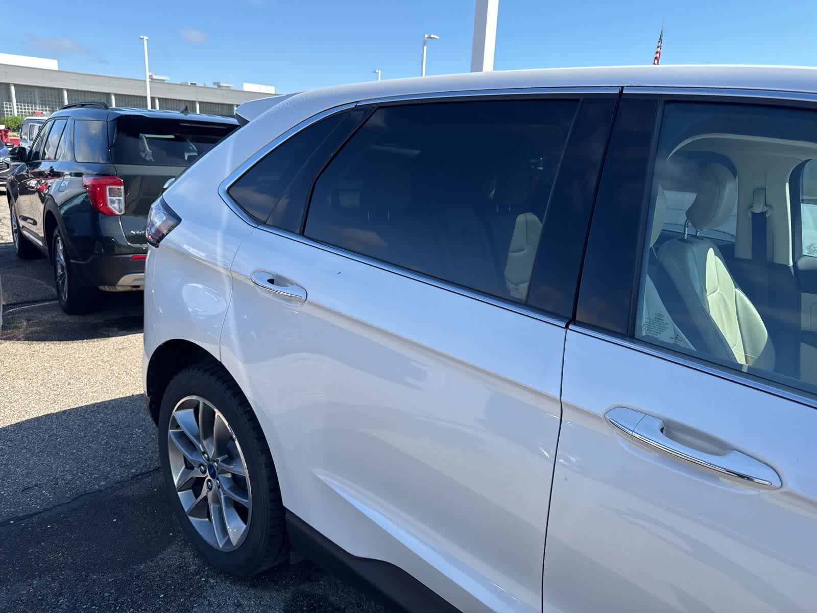 Used 2016 Ford Edge Titanium w/ Equipment Group 301A image 19