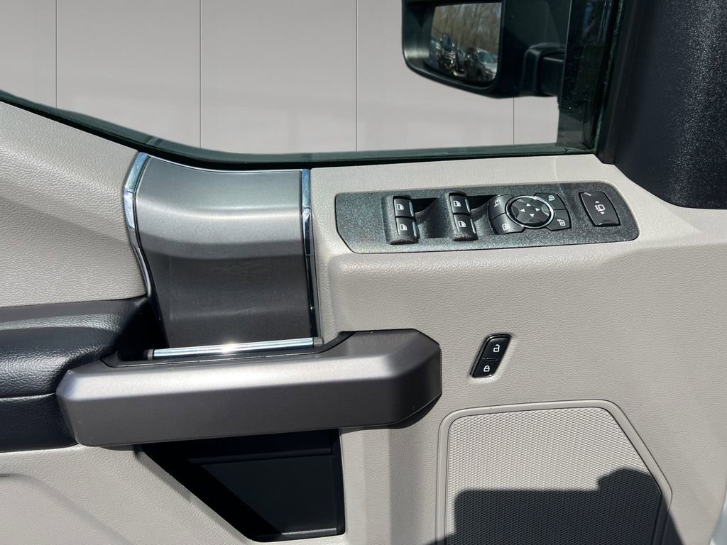 Used 2021 Ford F250 XLT w/ XLT Premium Package image 11
