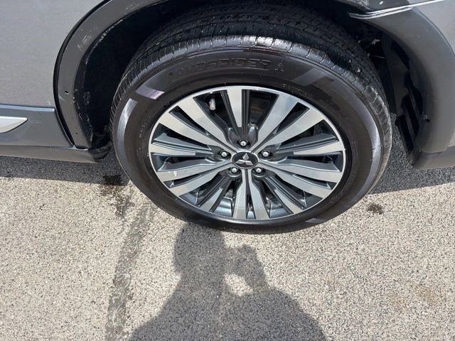 Used 2020 Mitsubishi Outlander SEL FWD image 36