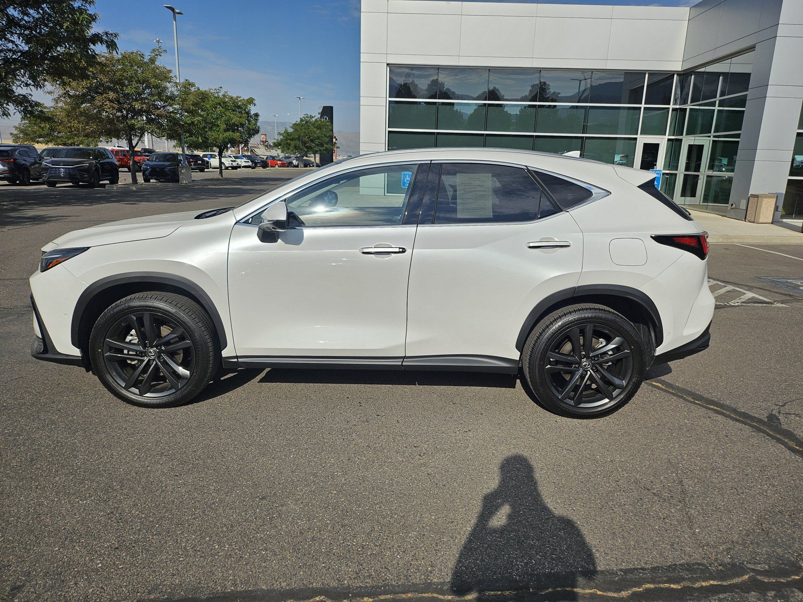 Used 2025 Lexus NX 450h+ AWD w/ Accessory Package (Z2) image 9