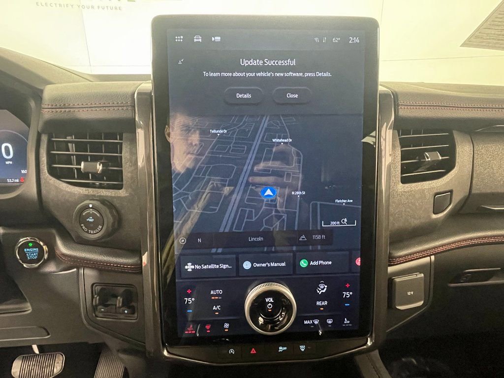 Used 2024 Ford Expedition Limited image 19