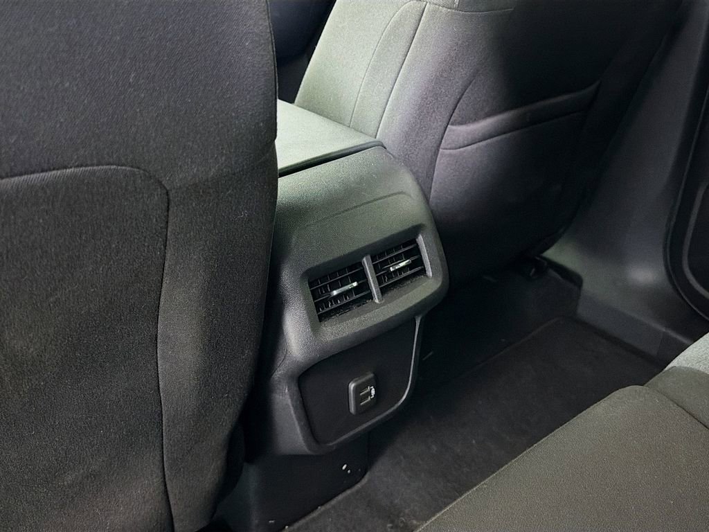 Used 2024 Chevrolet Equinox LT image 26