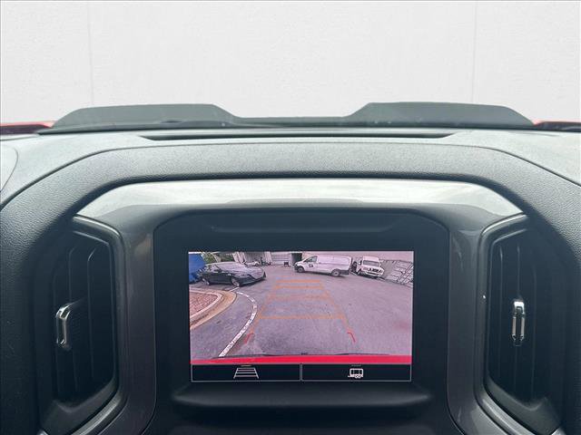 Used 2024 Chevrolet Silverado 1500 Custom Trail Boss w/ Turbomax Blackout Package image 12