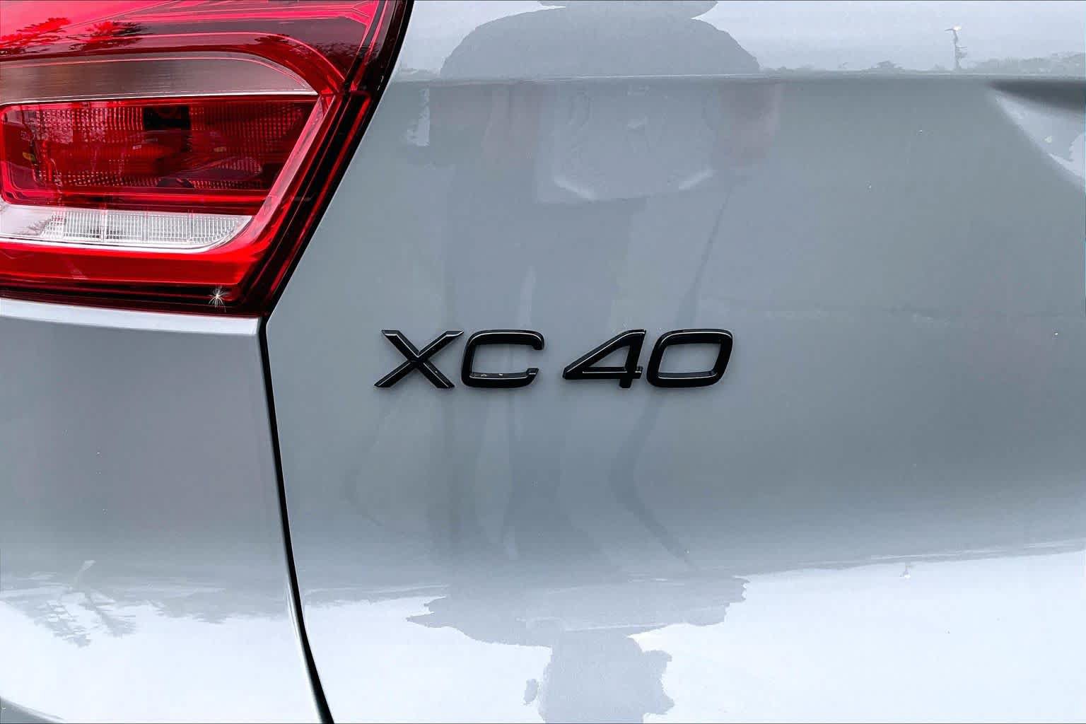 New 2026 Volvo XC40 B5 Ultra w/ Protection Package Premier AWD/4WD image 6