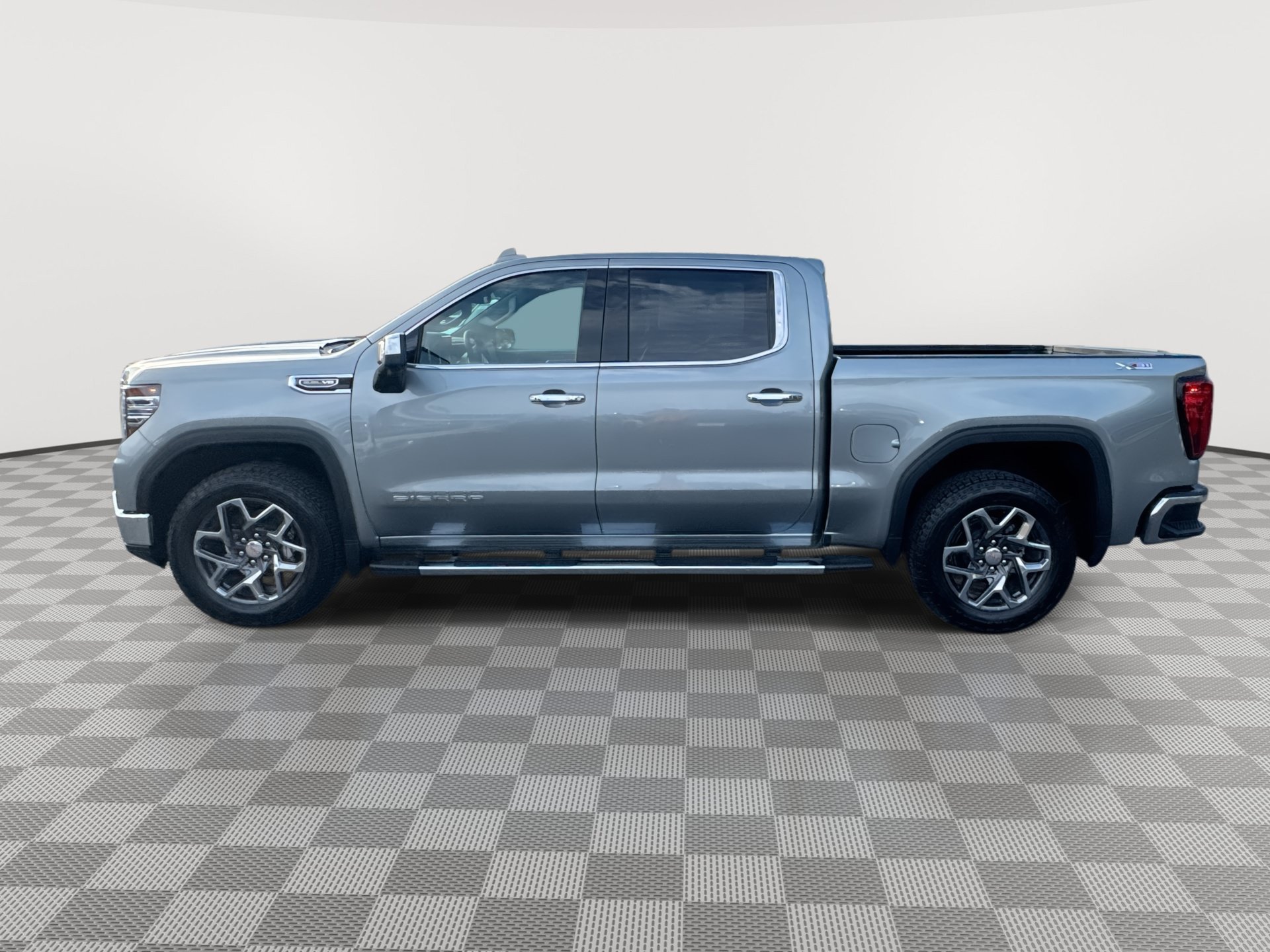 New 2026 GMC Sierra 1500 SLT w/ SLT Premium Plus Package AWD/4WD image 5