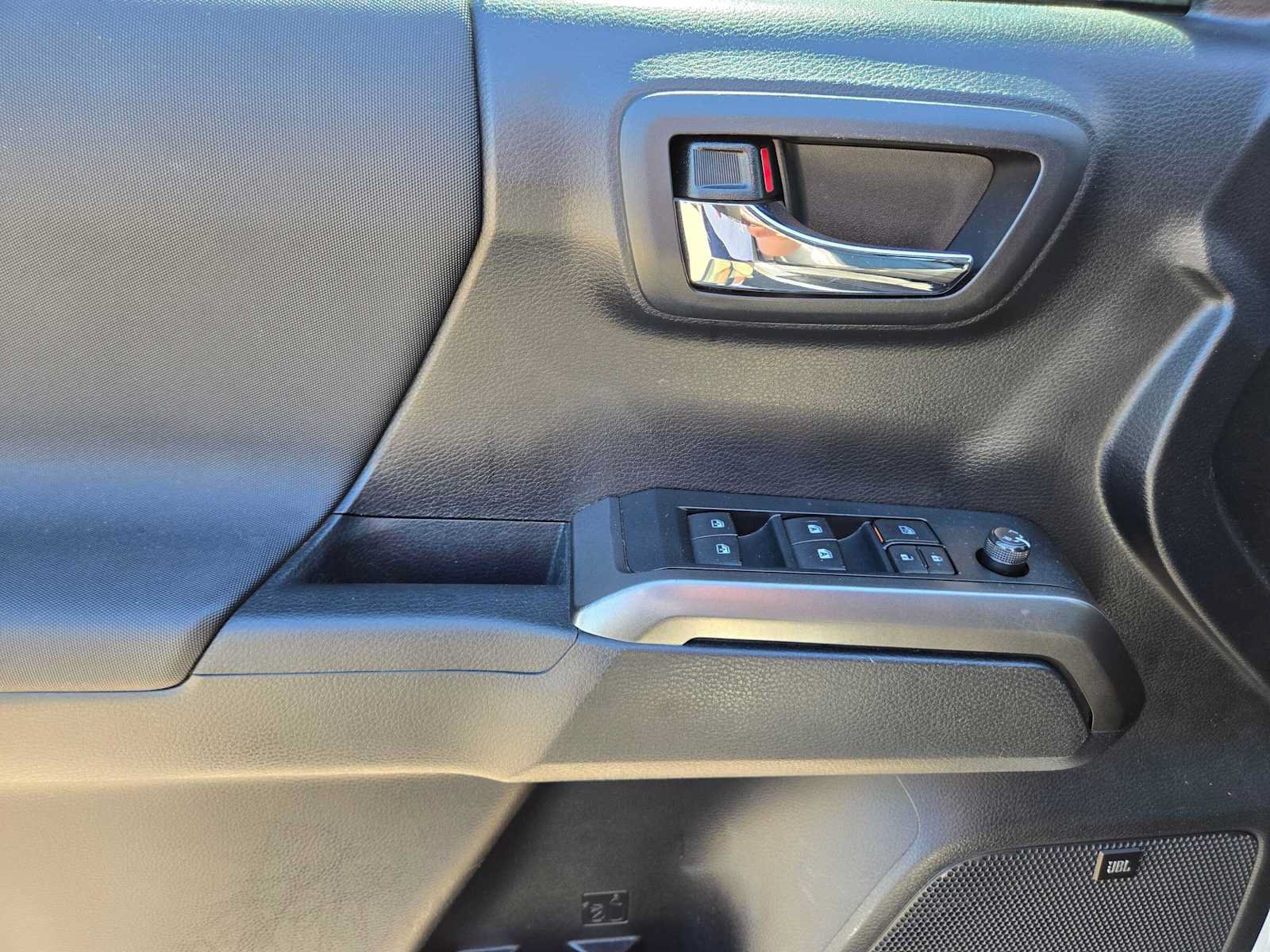 Used 2019 Toyota Tacoma TRD Pro AWD/4WD image 26