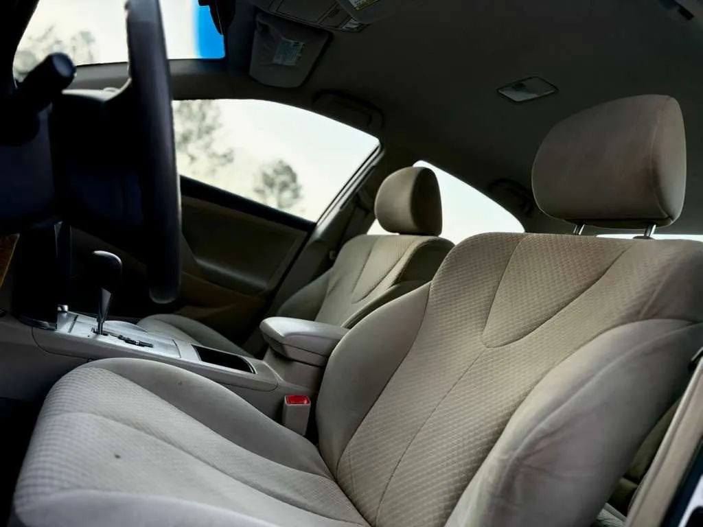 Used 2007 Toyota Camry CE image 8