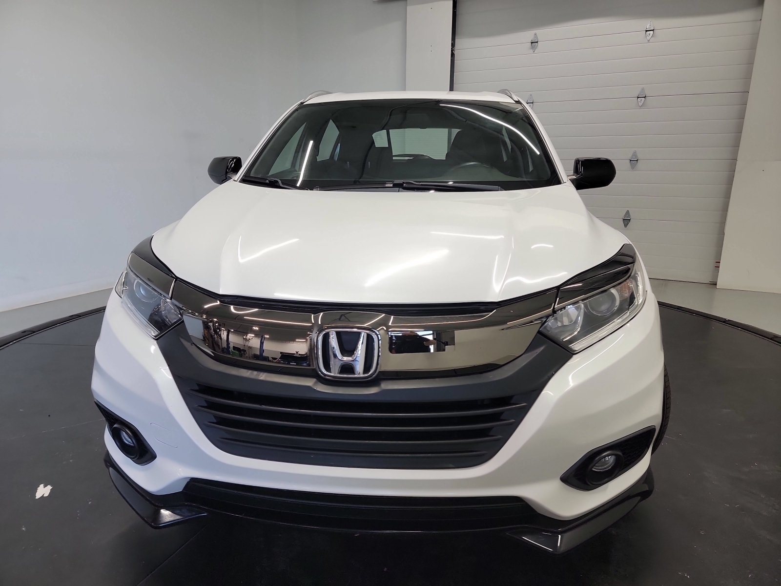 Used 2020 Honda HR-V Sport image 2