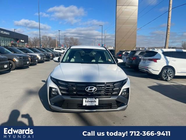 New 2025 Hyundai Tucson SEL image 2