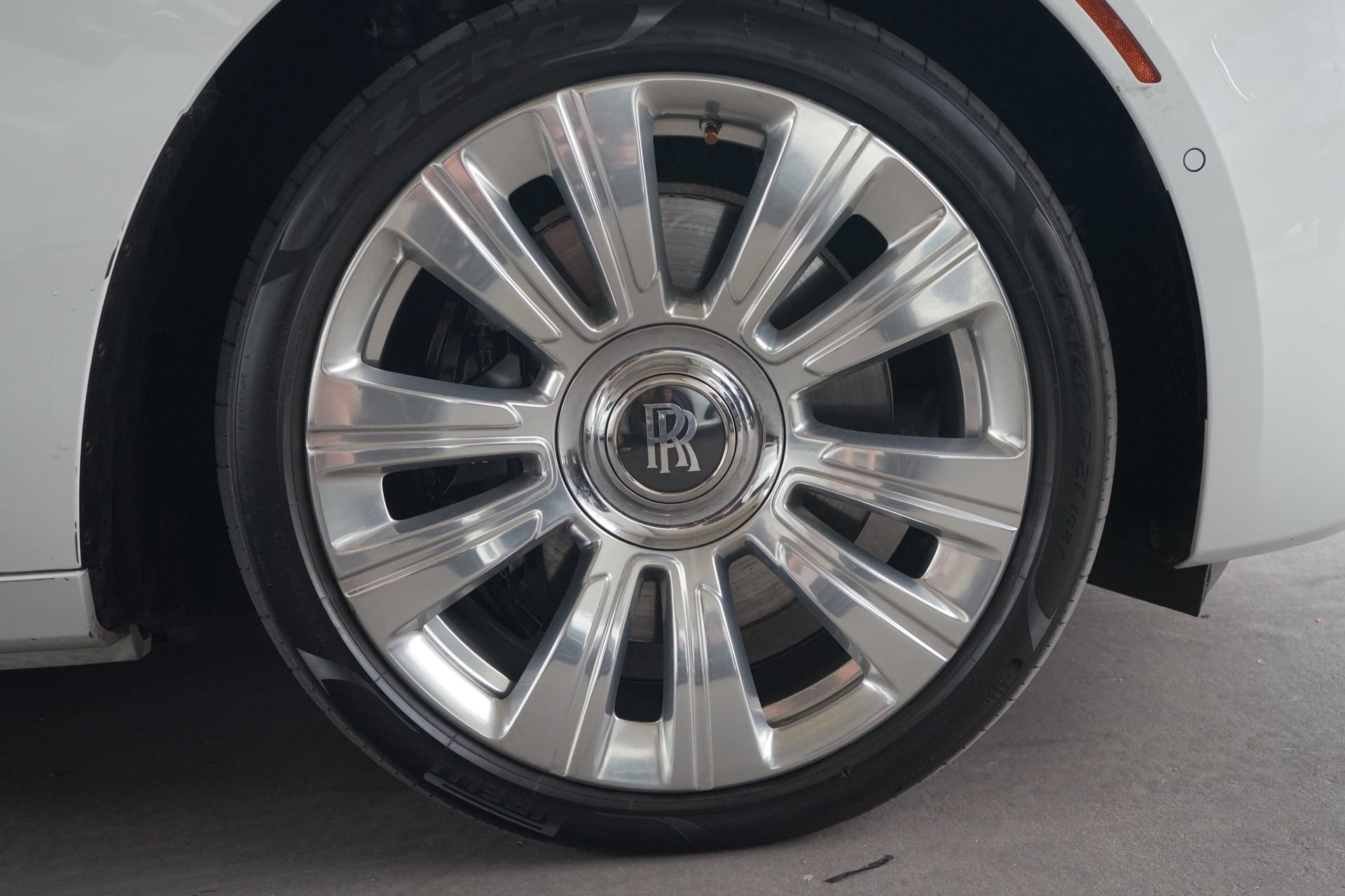 Used 2021 Rolls-Royce Ghost AWD/4WD image 30
