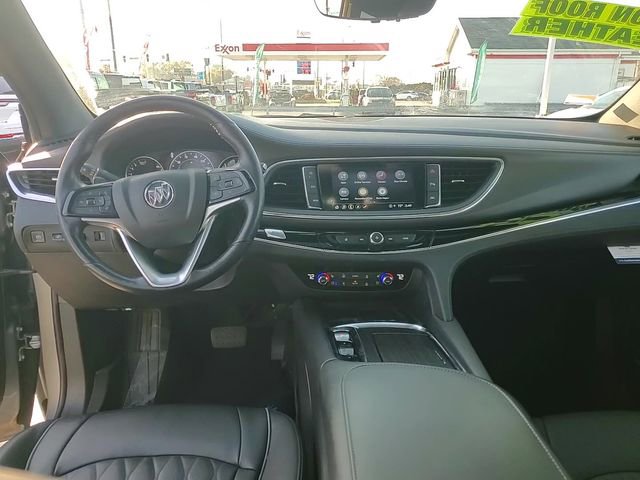 Used 2023 Buick Enclave Avenir w/ Avenir Technology Package image 11
