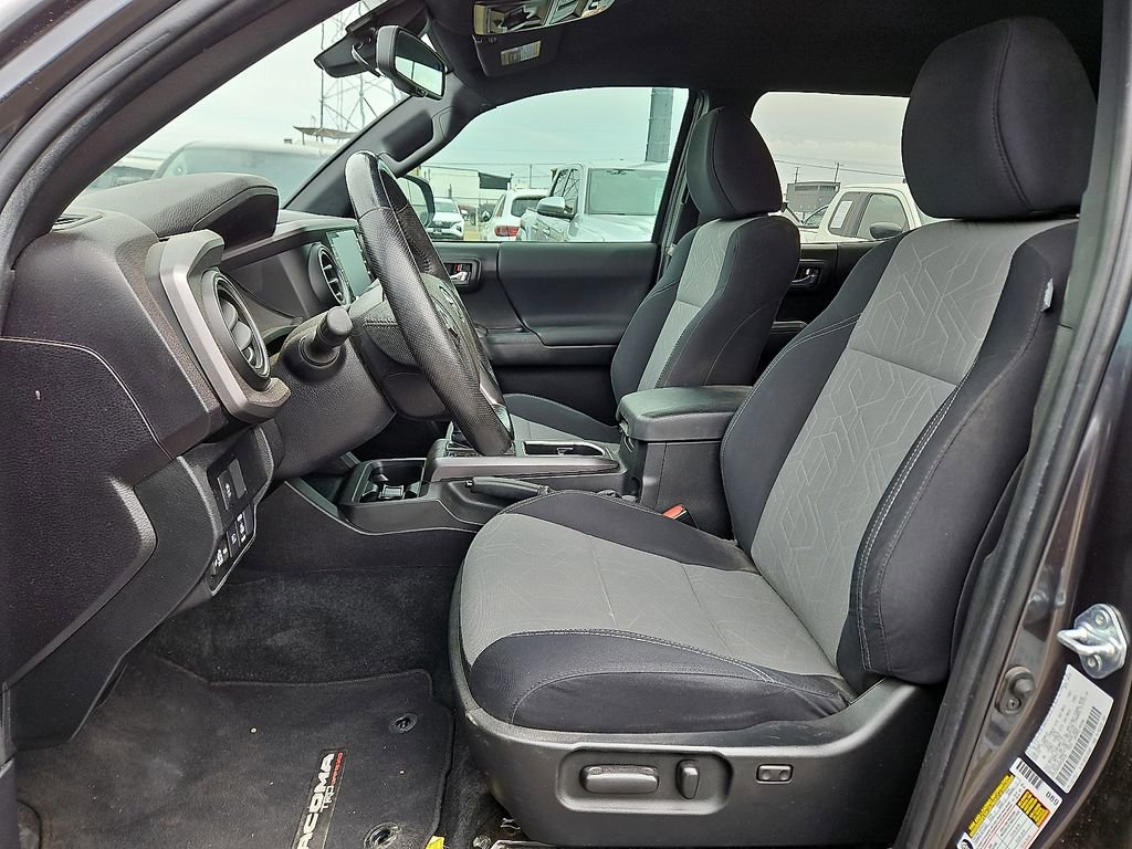Used 2022 Toyota Tacoma SR5 image 7