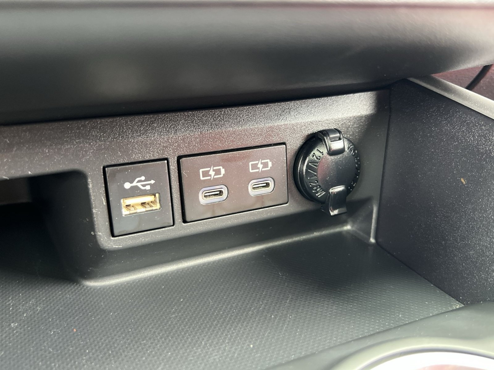 Used 2023 Toyota Highlander XSE AWD/4WD image 31