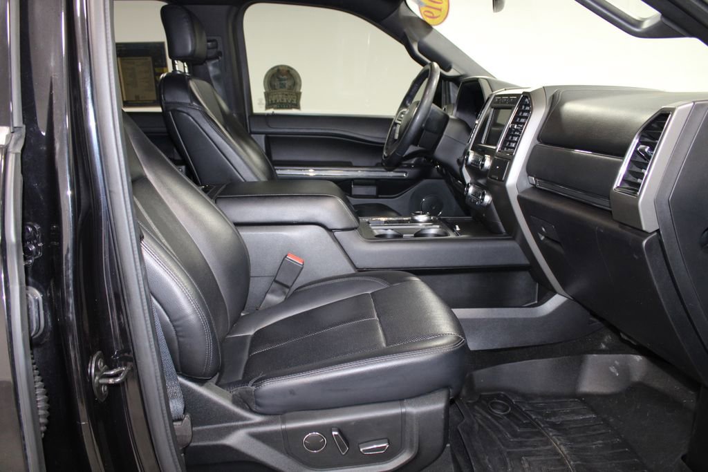 Used 2019 Ford Expedition XLT w/ Equipment Group 202A image 22