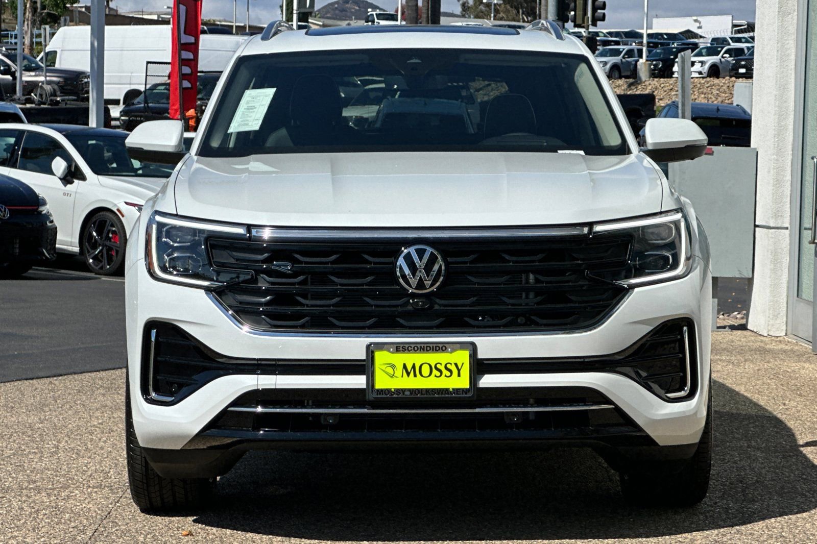 New 2026 Volkswagen Atlas SEL Premium R-Line image 8
