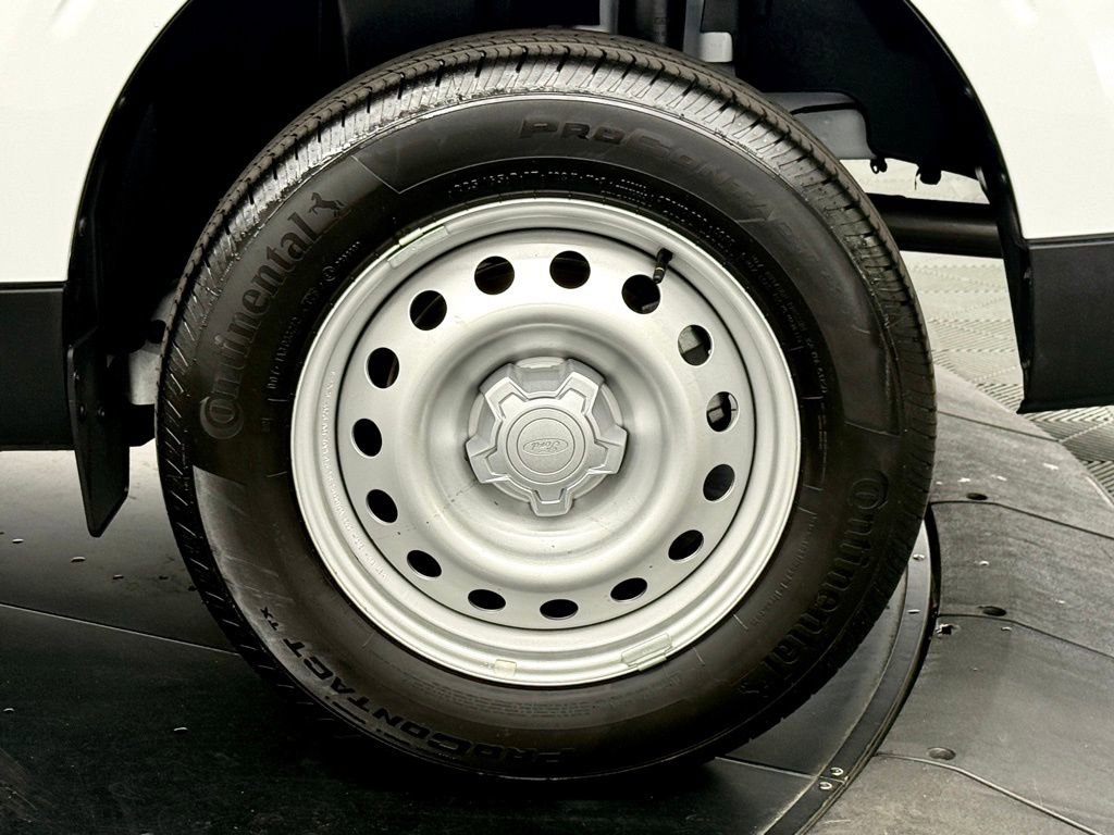 Used 2025 Ford Maverick XL image 14