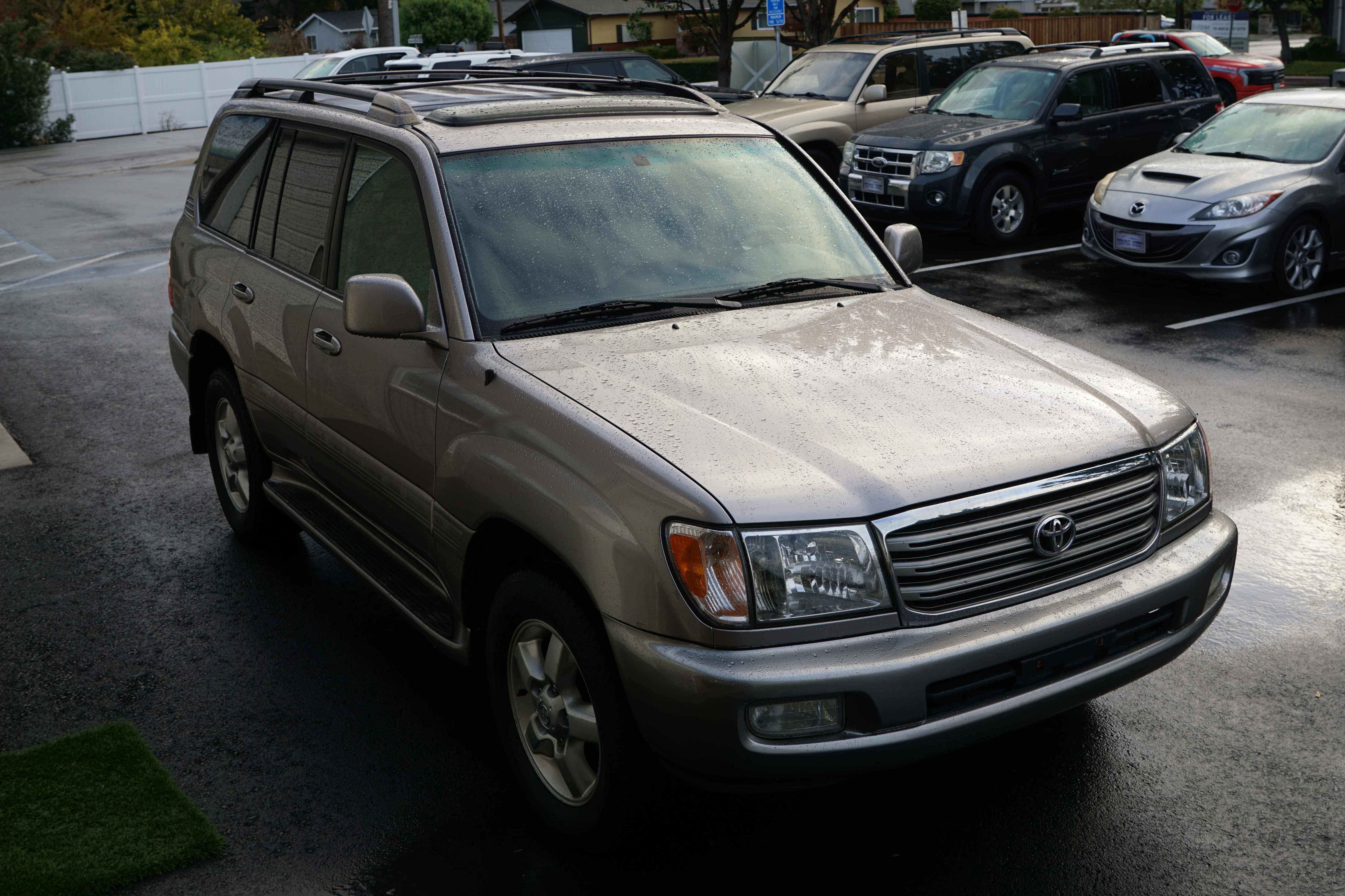 Used 2004 Toyota Land Cruiser image 8