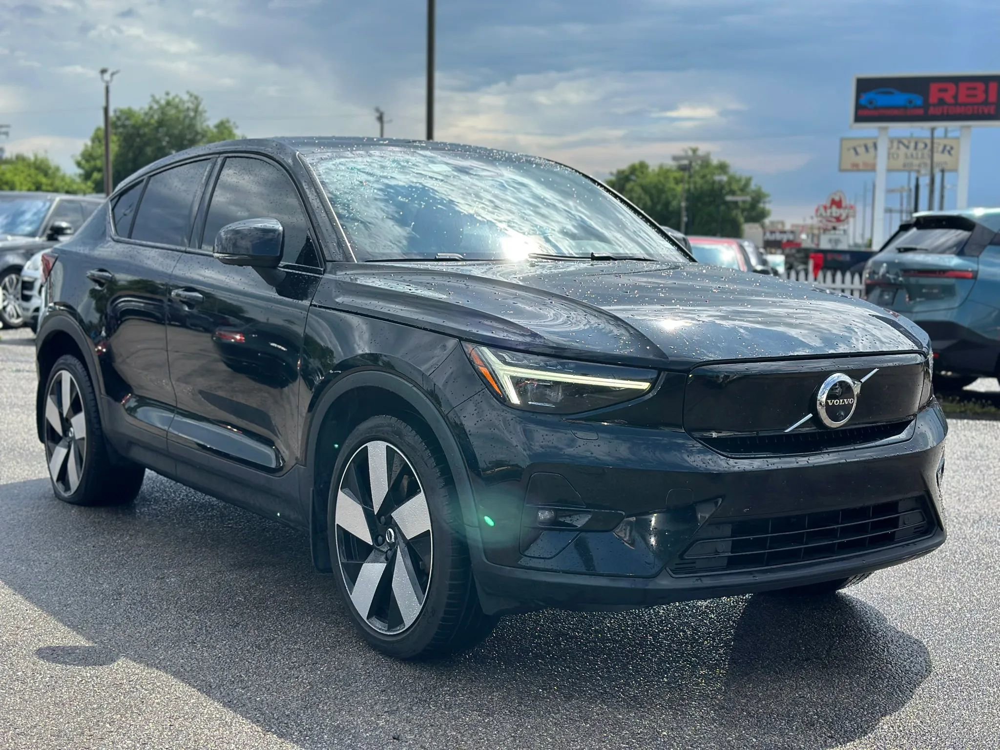 Used 2022 Volvo C40 P8 Recharge Ultimate AWD/4WD image 4
