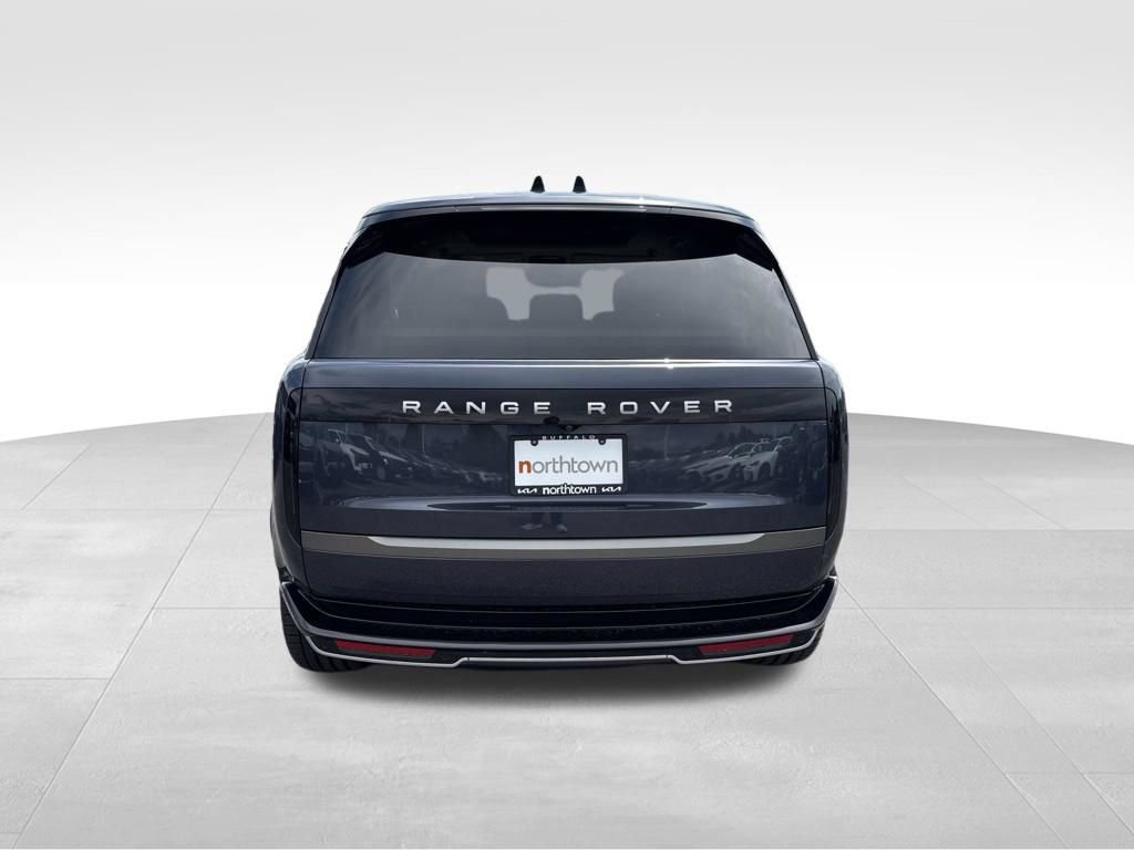 Used 2024 Land Rover Range Rover SE AWD/4WD image 7