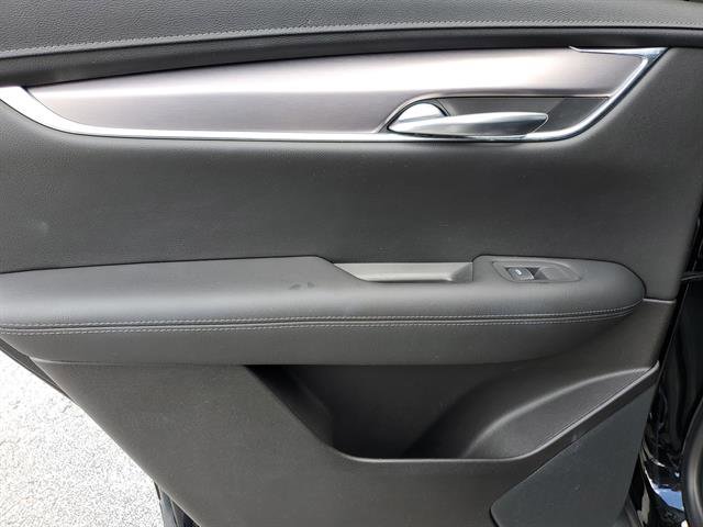 Certified 2022 Cadillac XT5 Luxury image 33