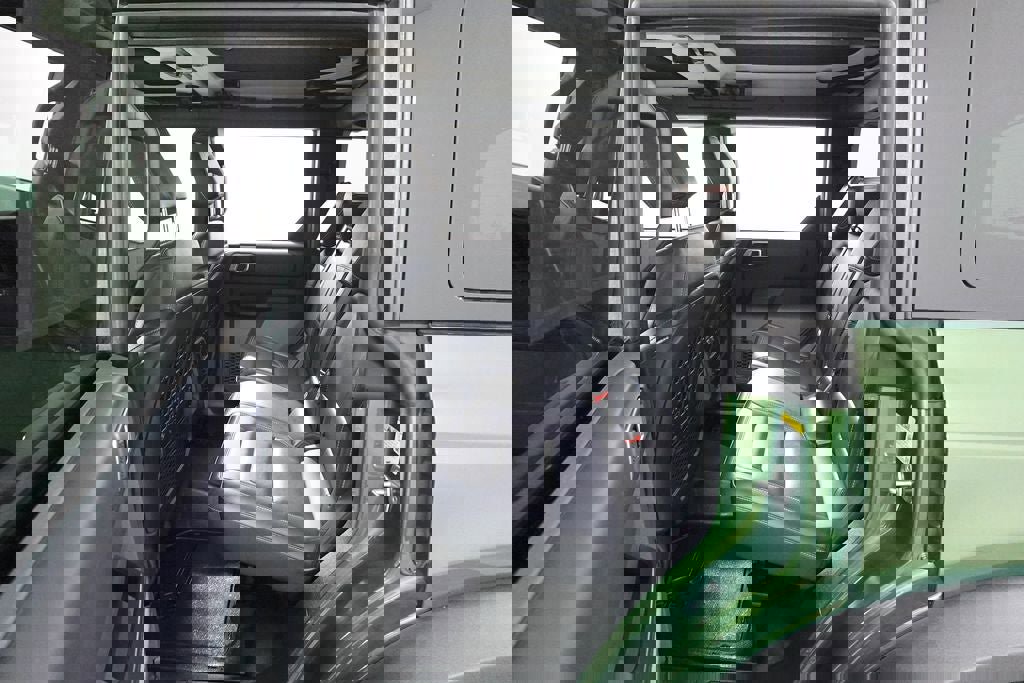 Certified 2025 Ford Bronco Badlands image 24