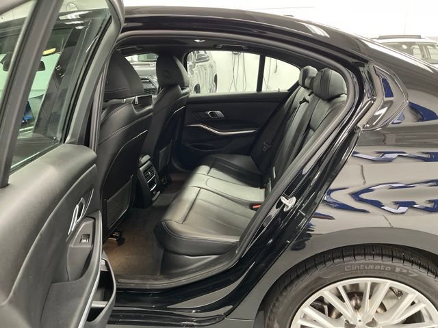 Used 2023 BMW 330i xDrive Sedan w/ Driving Assistance Package AWD/4WD image 8
