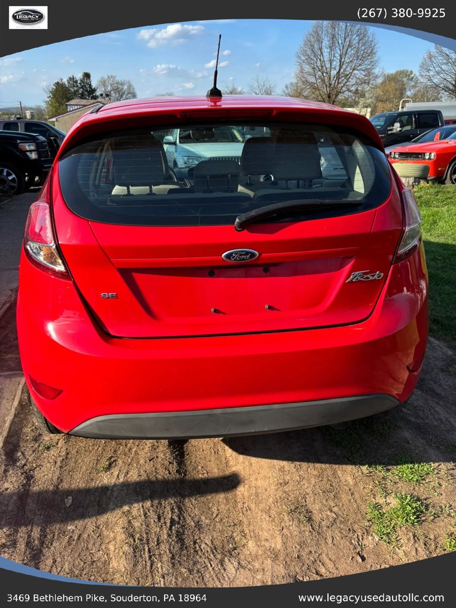 Used 2014 Ford Fiesta SE image 6