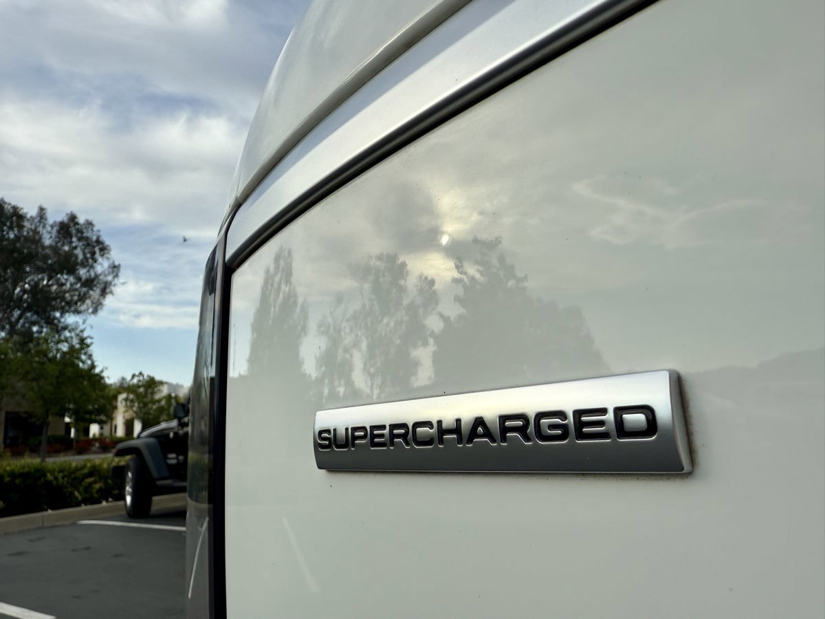 Used 2016 Land Rover Range Rover Long Wheelbase Supercharged image 20