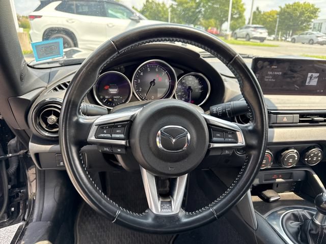 Used 2024 MAZDA MX-5 Miata Sport RWD image 15