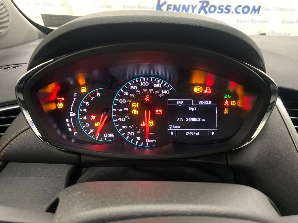 Used 2022 Chevrolet Trax LS w/ Tint and Cruise Package AWD/4WD image 18