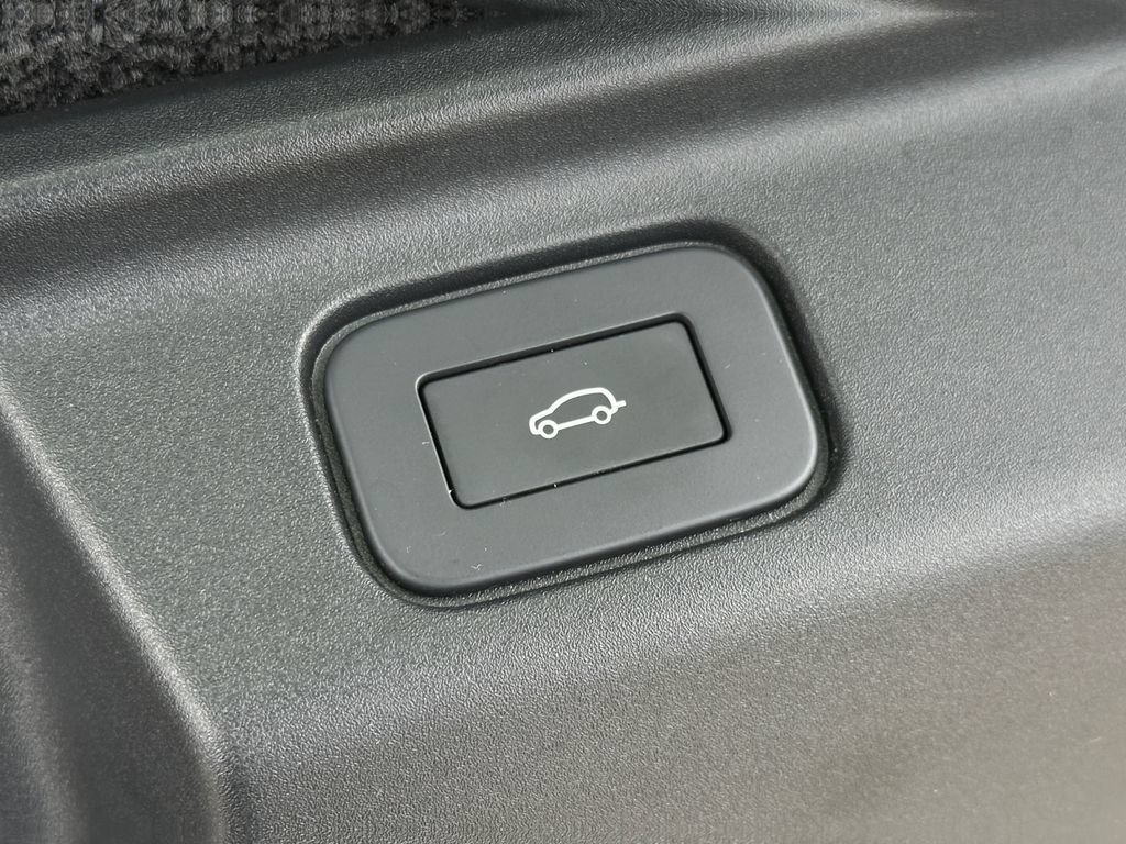 Used 2023 Land Rover Range Rover SE AWD/4WD image 40