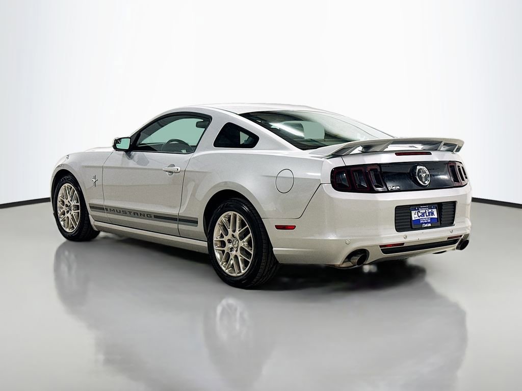 Used 2013 Ford Mustang Premium image 5