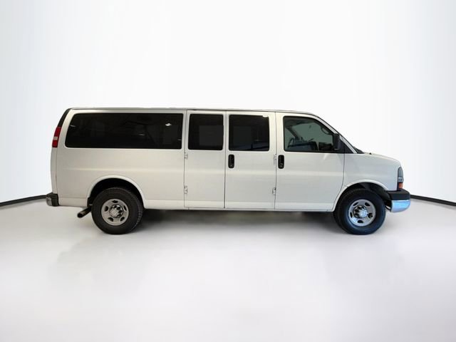 Used 2015 Chevrolet Express 3500 LT w/ LT Preferred Equipment Group image 8