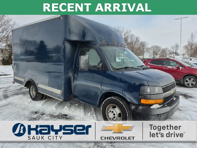 Used 2020 Chevrolet Express 3500 Work Van 2D Chassis w/ Driver Convenience Package image 1