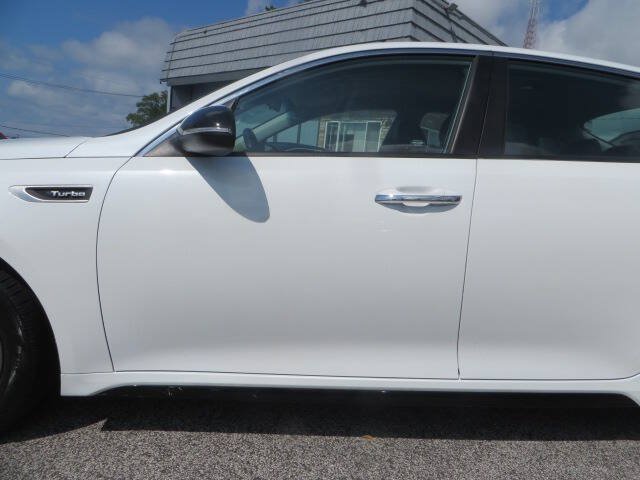 Used 2017 Kia Optima LX w/ Value Package FWD image 31